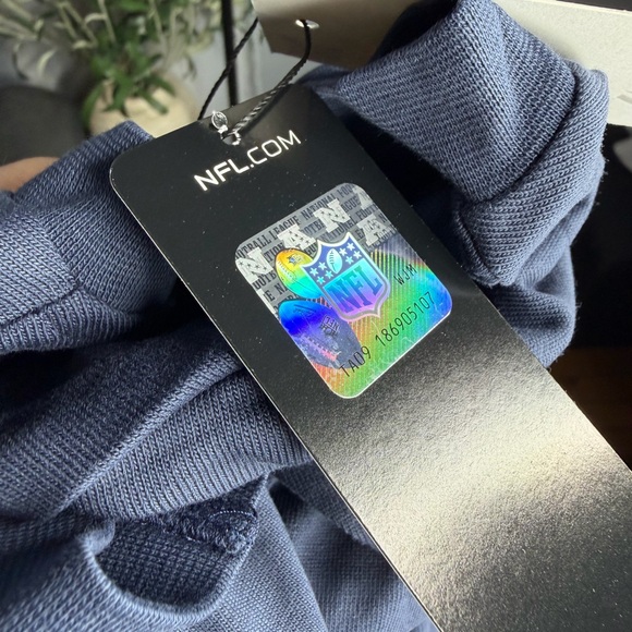 NWT Zara Woman NFL NEW ENGLAND PATRIOTS T-SHIRT Top Size M Medium - Picture 8 of 8